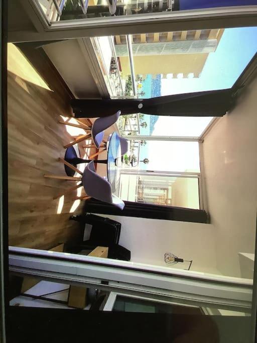 Spacieux Appartement Rose Front Mer Et Piscine Roses Eksteriør bilde